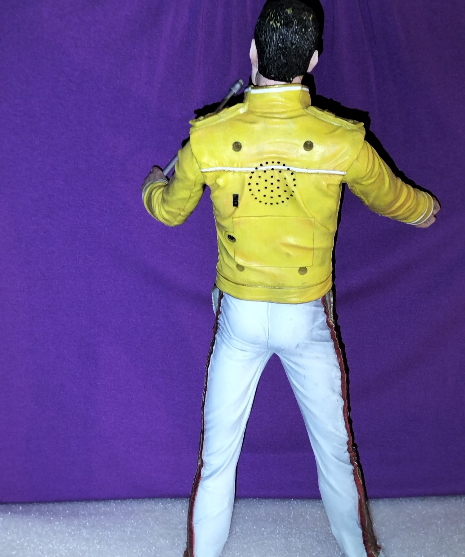 Freddie Mercury com MEDLEY Músical