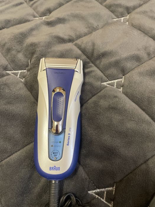 Продам електробритву  робоча