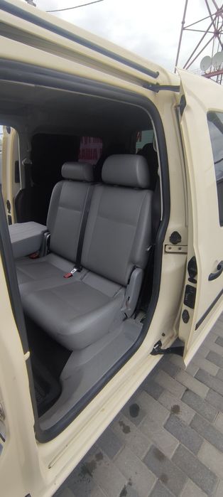 Пасажирські та грузові перевезення