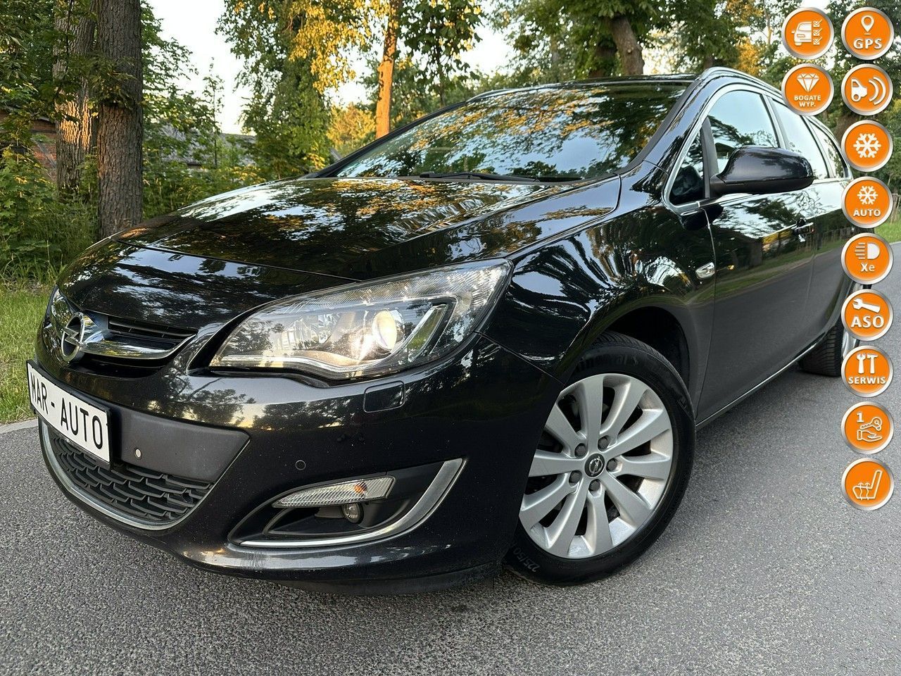 Opel Astra COSMO Sport Tourer 2,0 CDTI 165KM 2013r. Xenon LED Navi Alu18 FULL