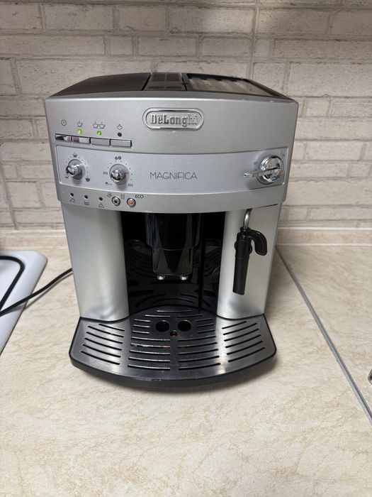 Кавомашина Delonghi Magnifica ESAM3200 S ECO