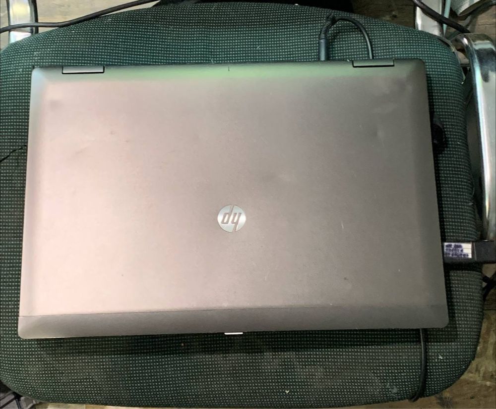 HP ProBook 6570b i5-3210M /4/hdd300 дефект матрицы