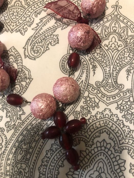 Vendo colar rosa