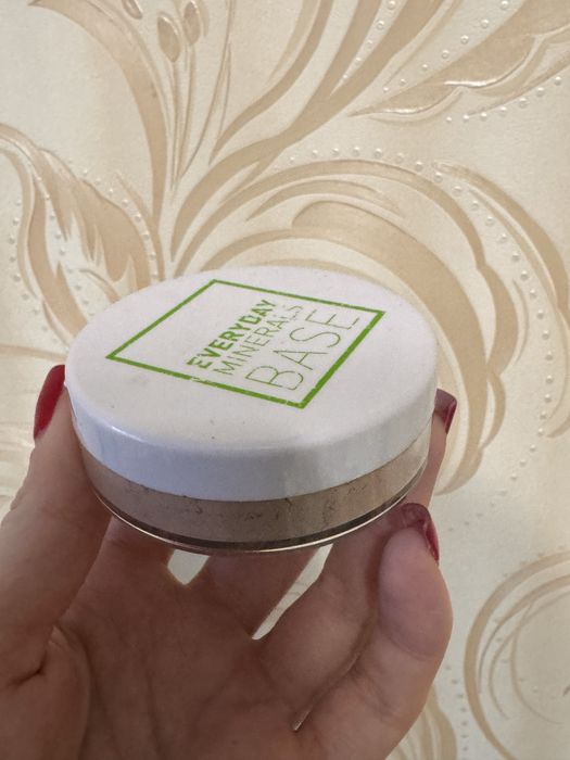 Пудра everyday minerals matte base