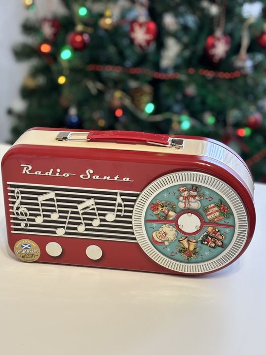 Музичне радіо з печивом