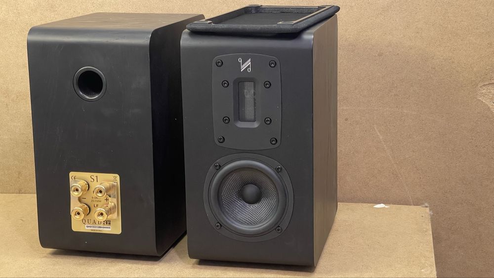 Поличні динаміки Quad S1 з стрічковим  твітером