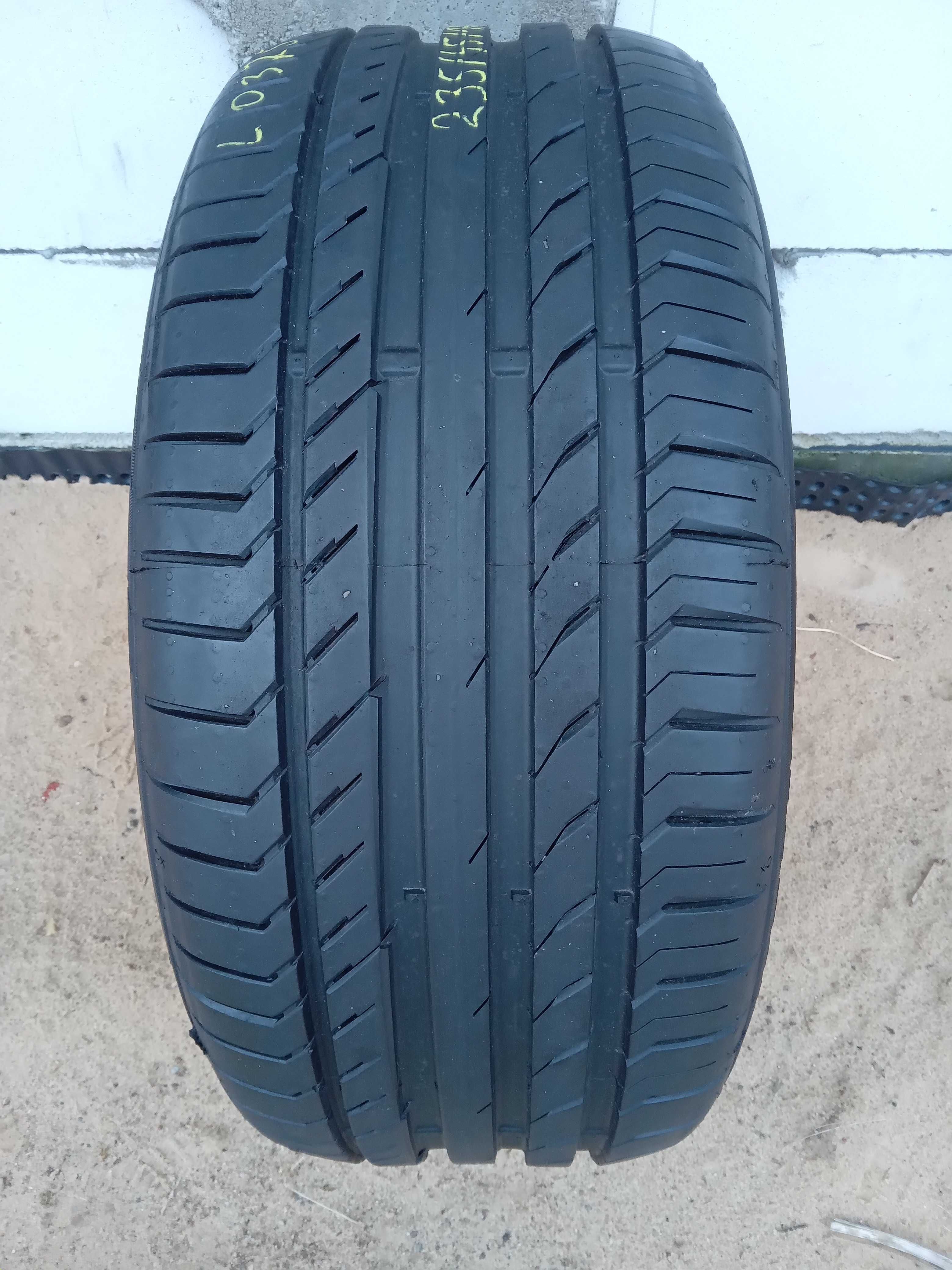 Opona Continental ContiSportContact 5  235/45R17