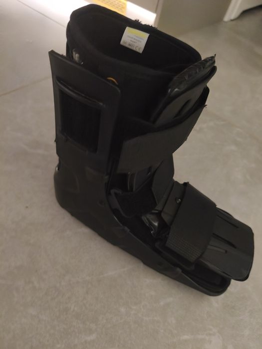 Orteza stopowo-goleniowa Solid Walker krótka Qmed