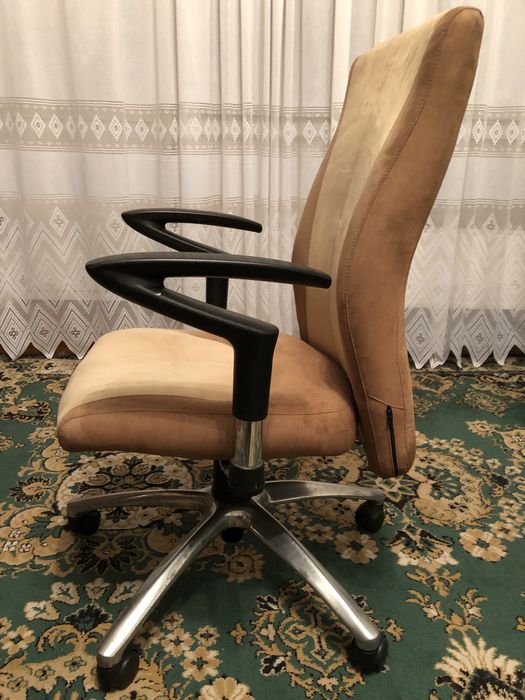 Стілець офісний, компʼютерний