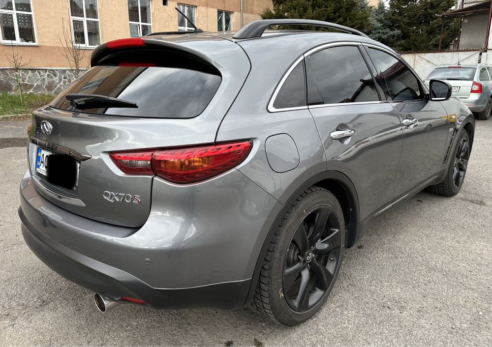 Infiniti QX70S 2015 года выпуска, продам!