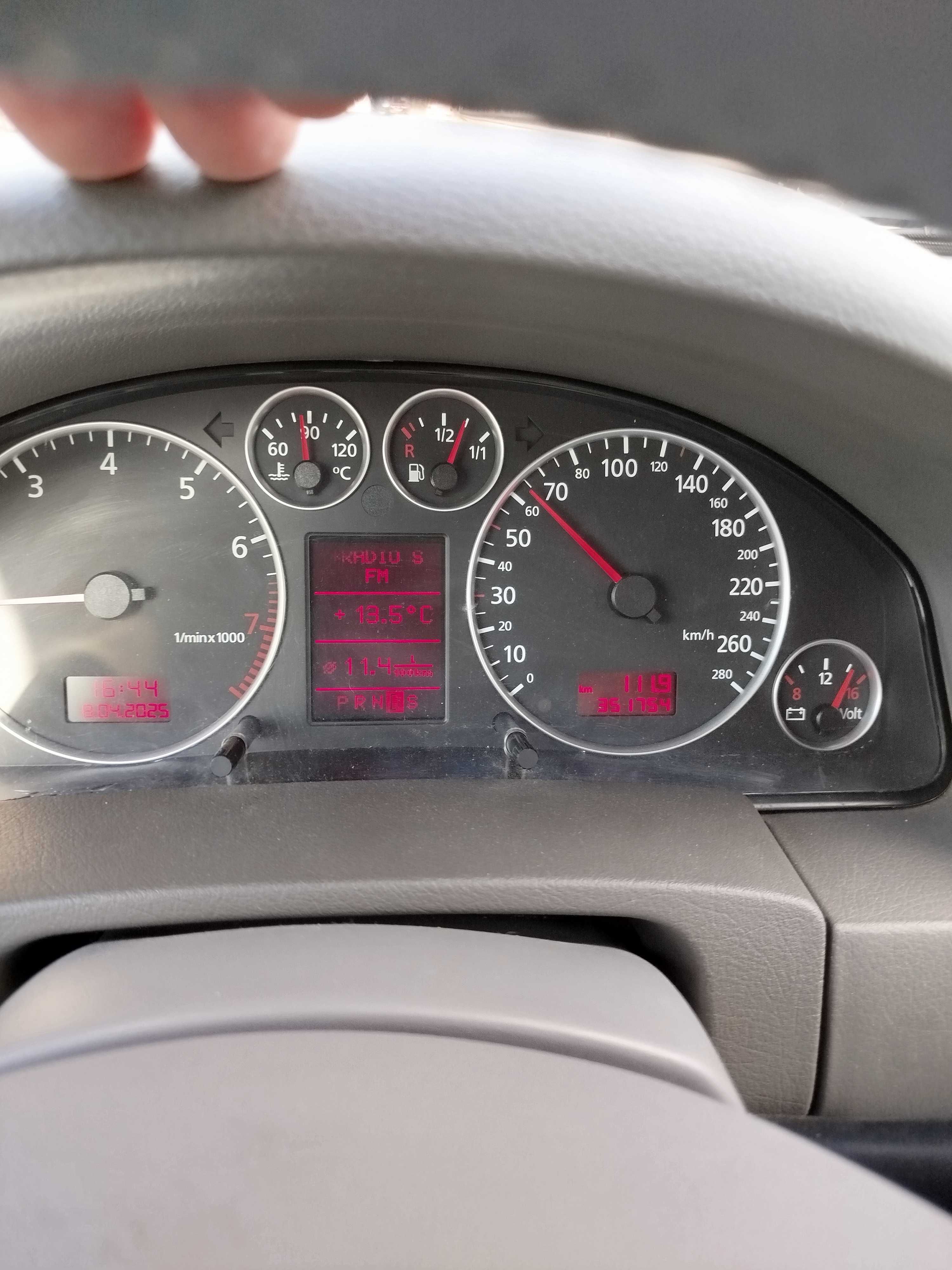 Audi A6 4.2 benzyna i gaz 2003.11.26