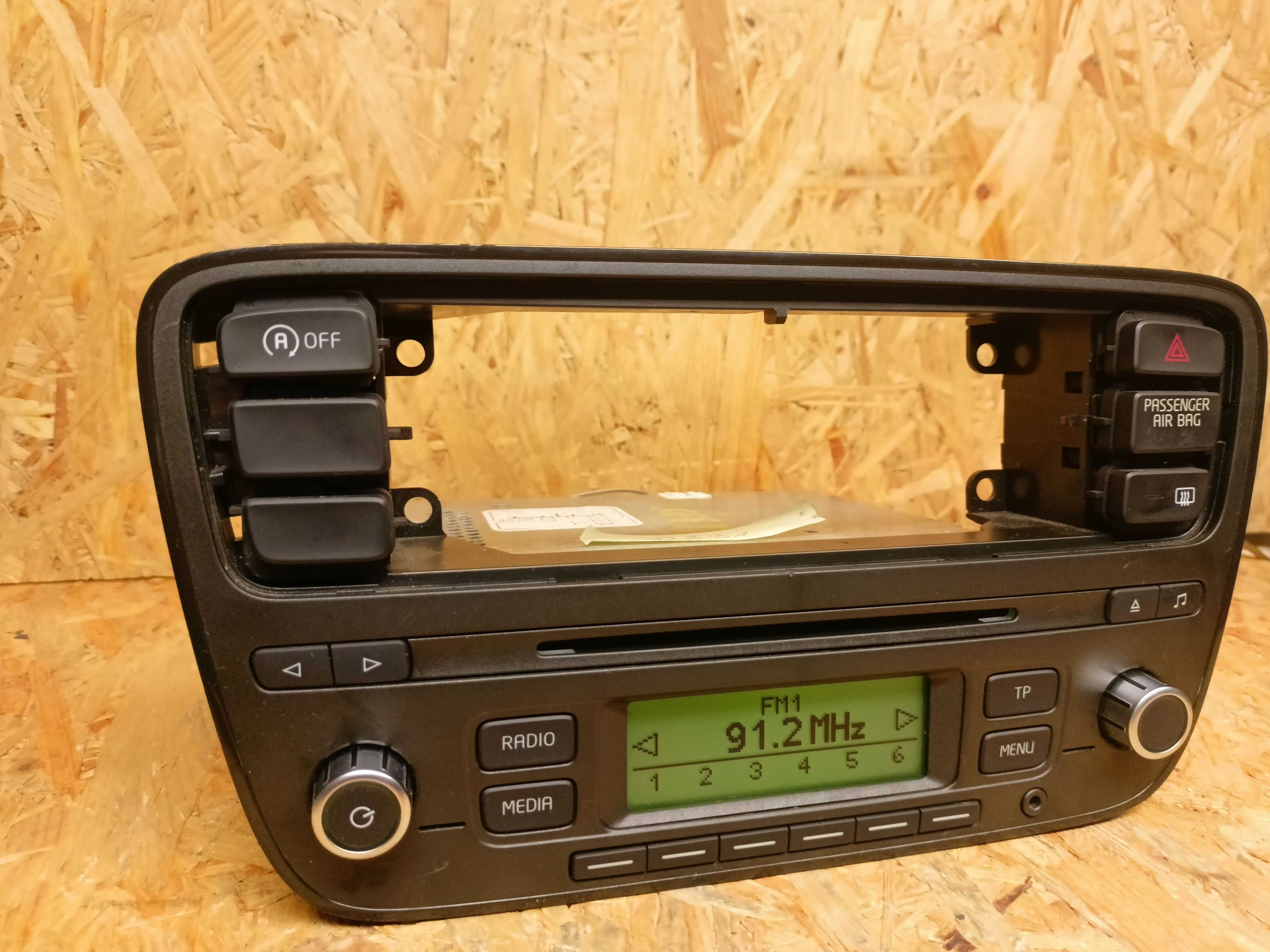 Radio CD Skoda Citigo + KOD 1ST.035.156