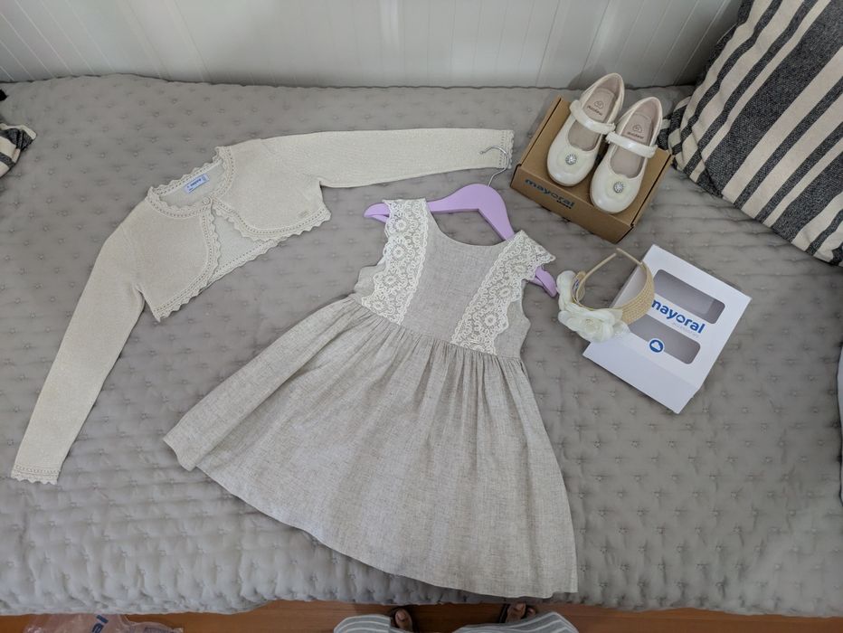 Roupa e sapatos batizado cerimónia menina 4 anos Mayoral