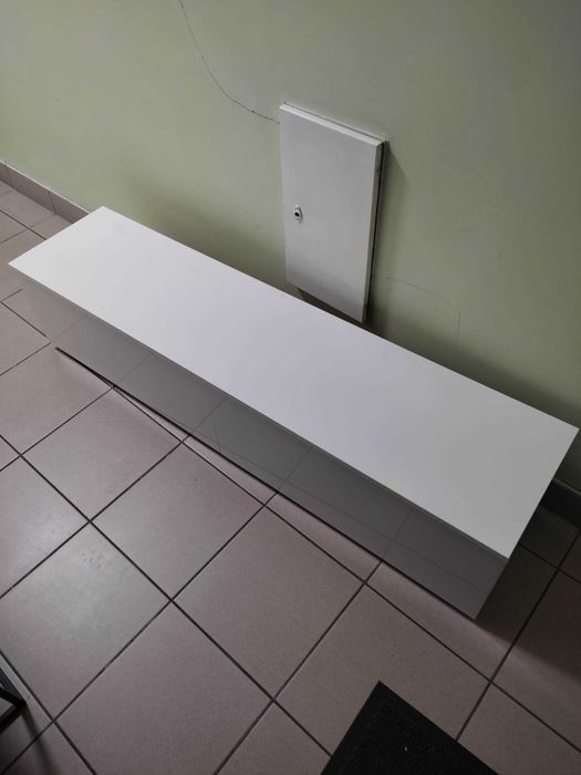 Szafka pod telewizor