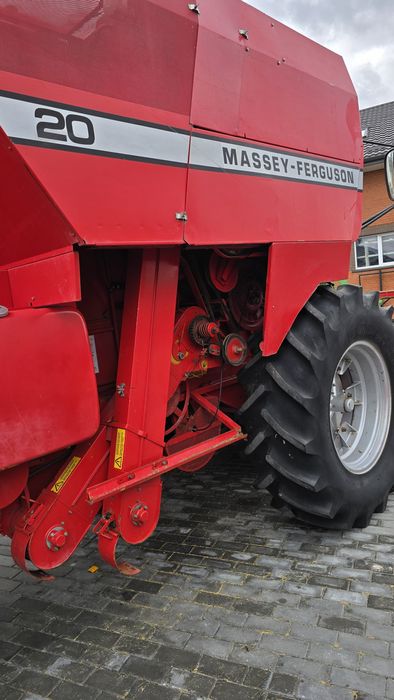 Комбайн масей фергусон MF20