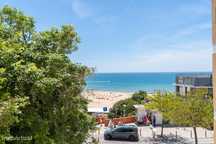 T2 na Praia da Rocha na Av. Tomas Cabreira, Edifício Belo Horizonte