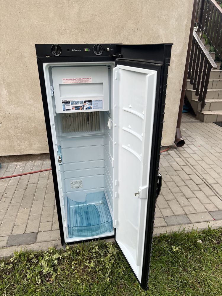 Lodowka dometic kamper przyczepa kempingowa