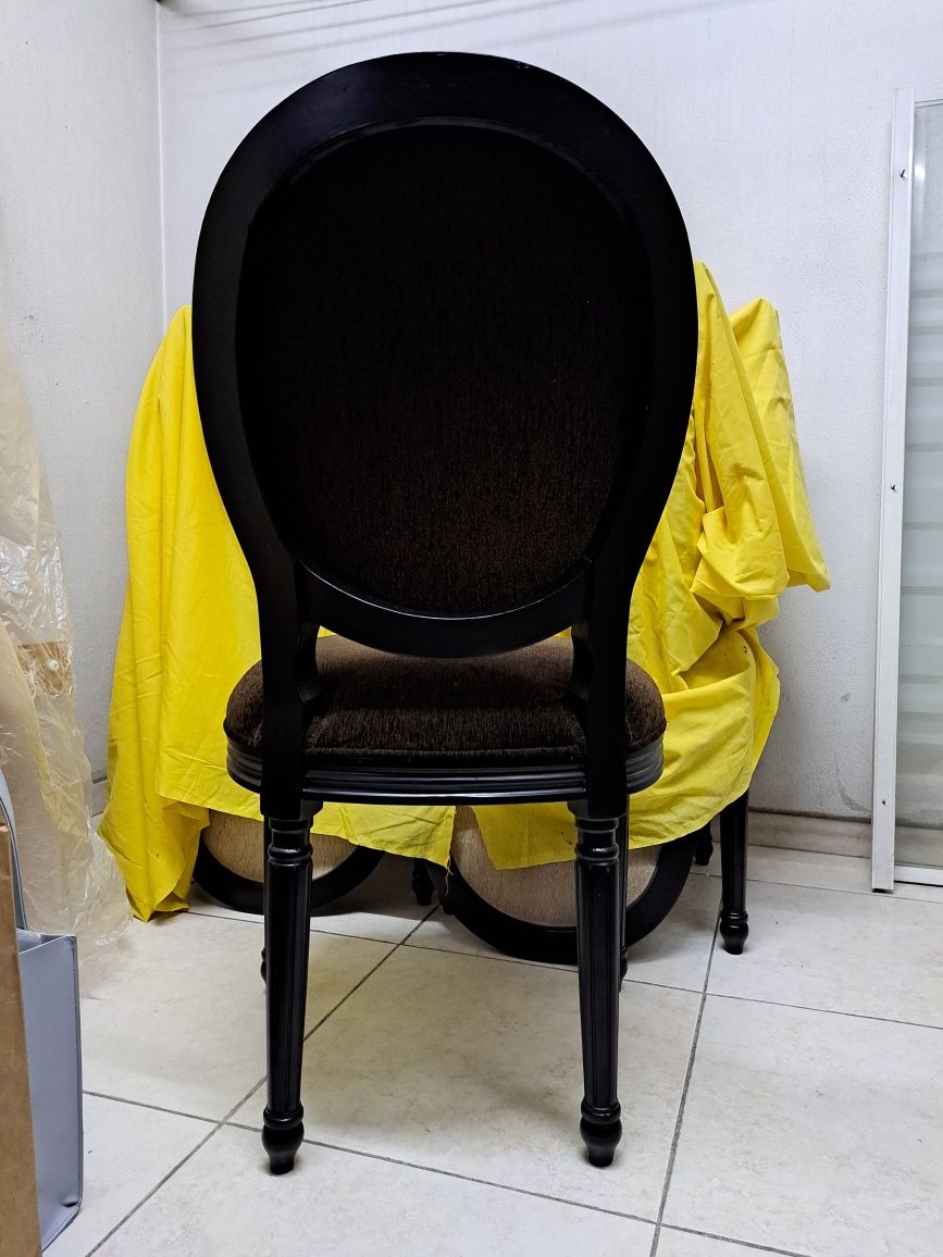 Cadeira de sala de jantar