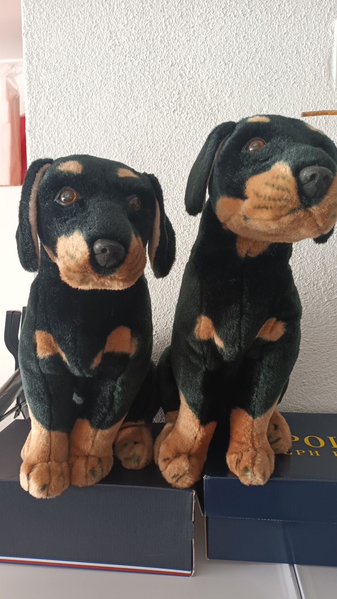 Lote 2 peluches cães