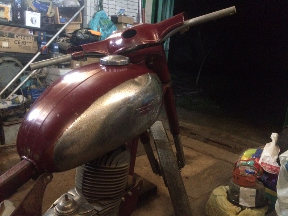 Продам или поменяю на европейский скутер ЯВУ-250 (559) 64 года выпуска