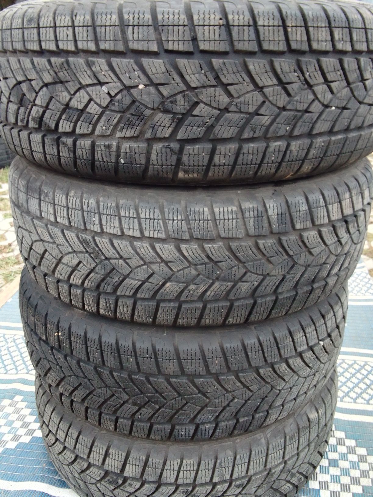 4 Opony zimowe 215/60r17 GOODYEAR 7mm