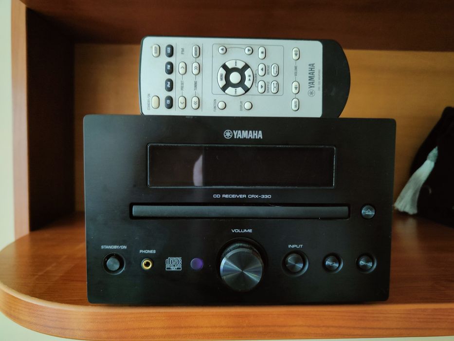 Wieża wzmacniacz YAMAHA CRX - 330 + pilot