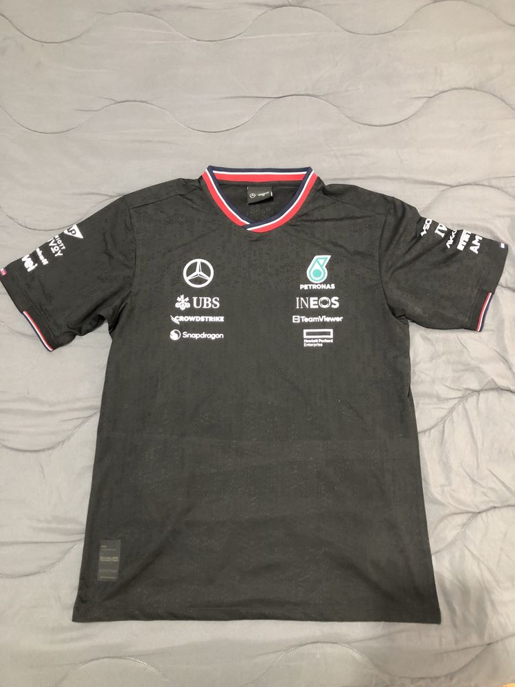 Camisola F1 Mercedes-Benz 2024