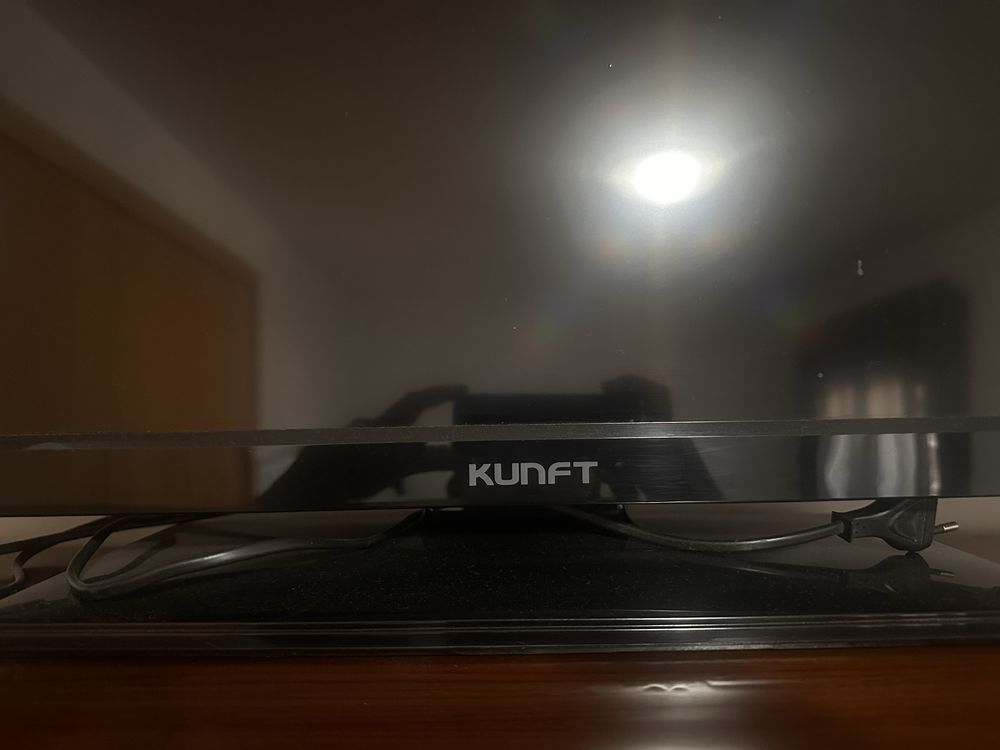 Televisão Kunft - sem comando