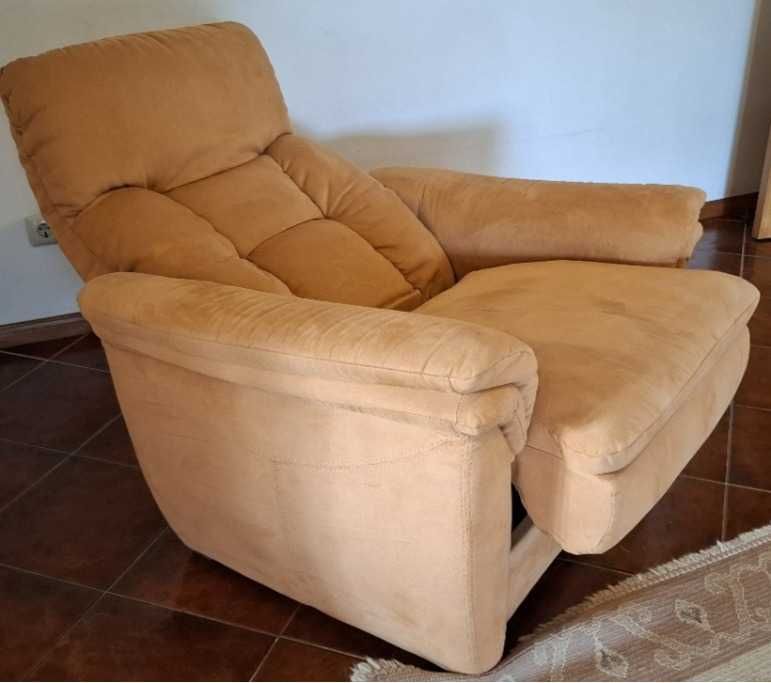 Vendo poltrona reclinável