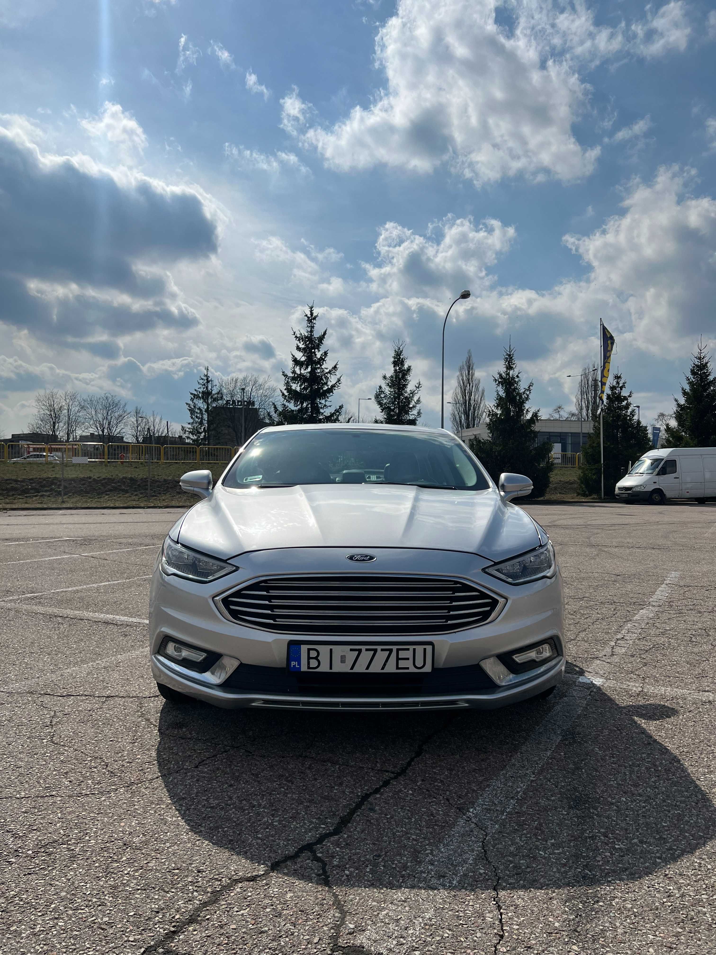 Ford Fusion 2.0 Hybrid TITANIUM FULL LED