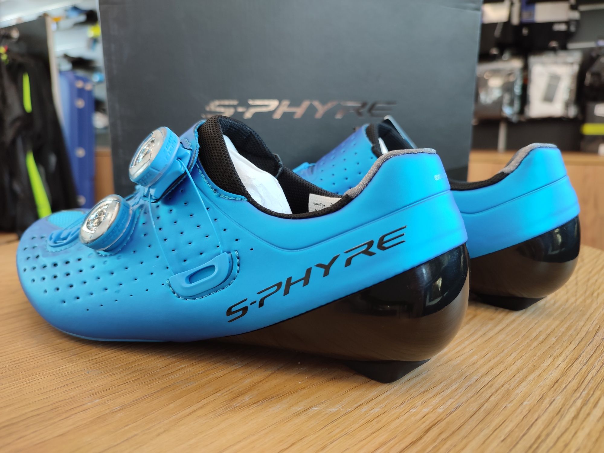 Nowe buty szosowe Shimano SH-RC900, szosa, triathlon, niebieskie