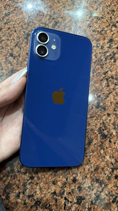 Айфон 12 64GB синього кольору