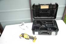Urządzenie wielofunkcyjne Dewalt Multi-tool