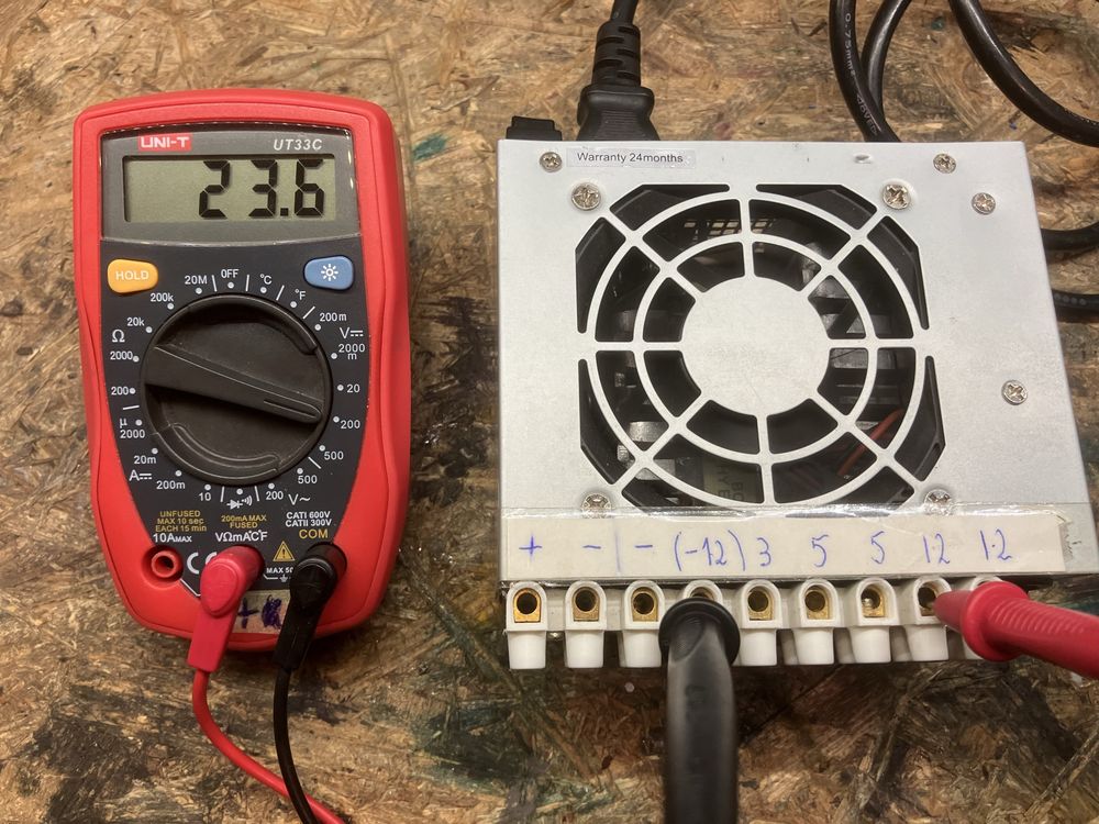 DIY zasilacz regulowany, laboratoryjny 300W napięcie 0-24v.