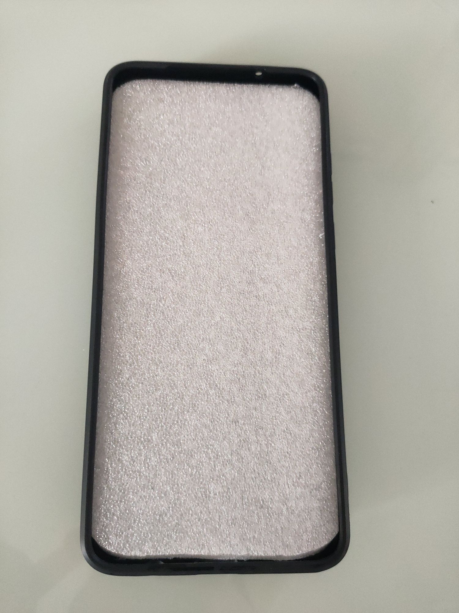 Etui pancerne Motorola G 84 czarne