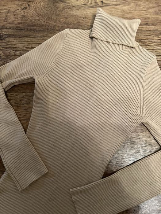 Плаття в рубчик міді