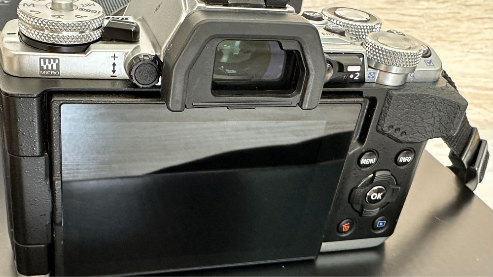 Olympus OMD EM5 Mark II, stan idealny, 6926 zdjec, duzo dodatkow