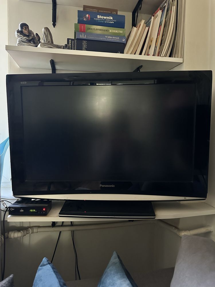 Telewizor Panasonic Viera 32 cale + dekoder, 2 piloty, HDMI