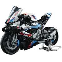 Конструктор Technic Механік BMW M 1000 RR (1920 дет.)