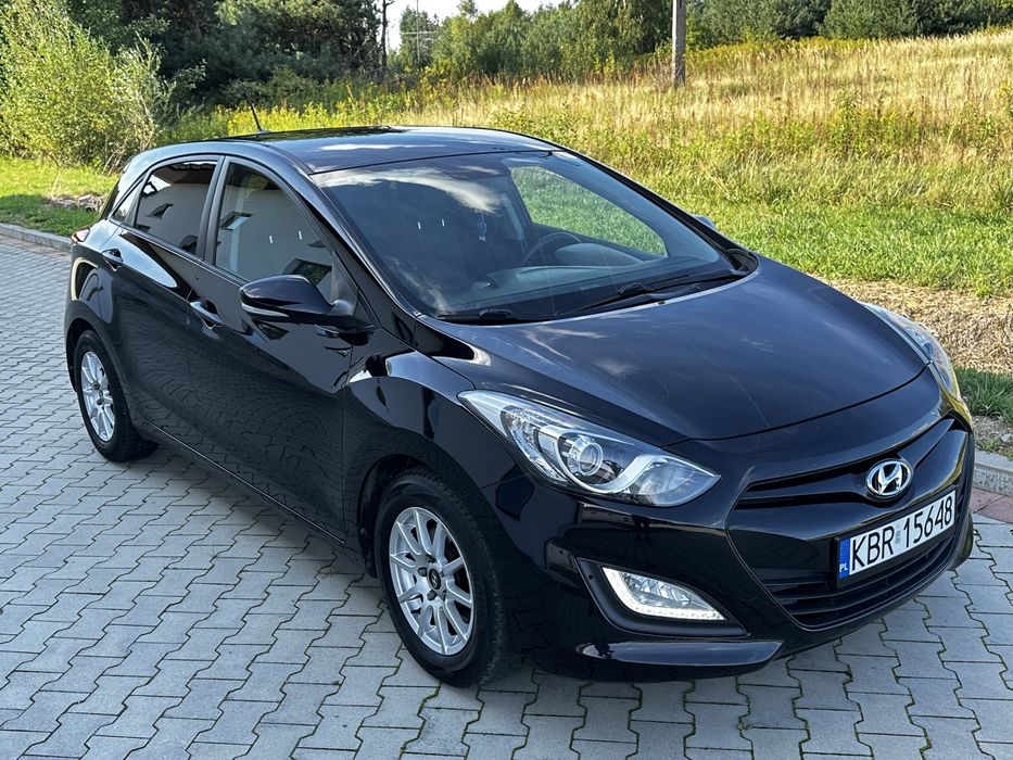 Hyundai i30 1,4 bezyna fajnie wyposażony