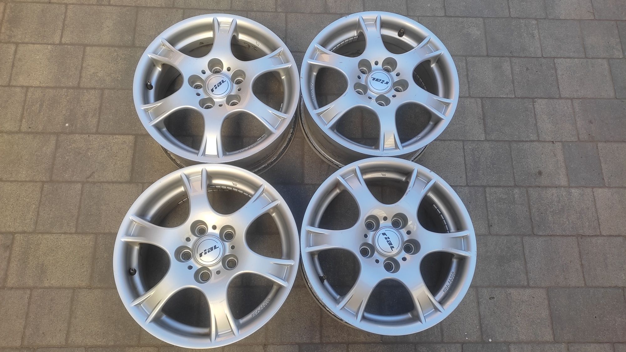 Felgi VW passat golf skoda seat audi 15 cali 6.5J ET45 5x112