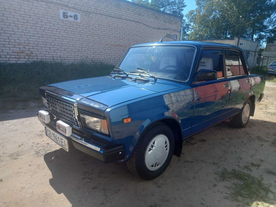 Продам ВАЗ 2107 с пробегом 42000км. НЕ крашена. Состояние как новая!