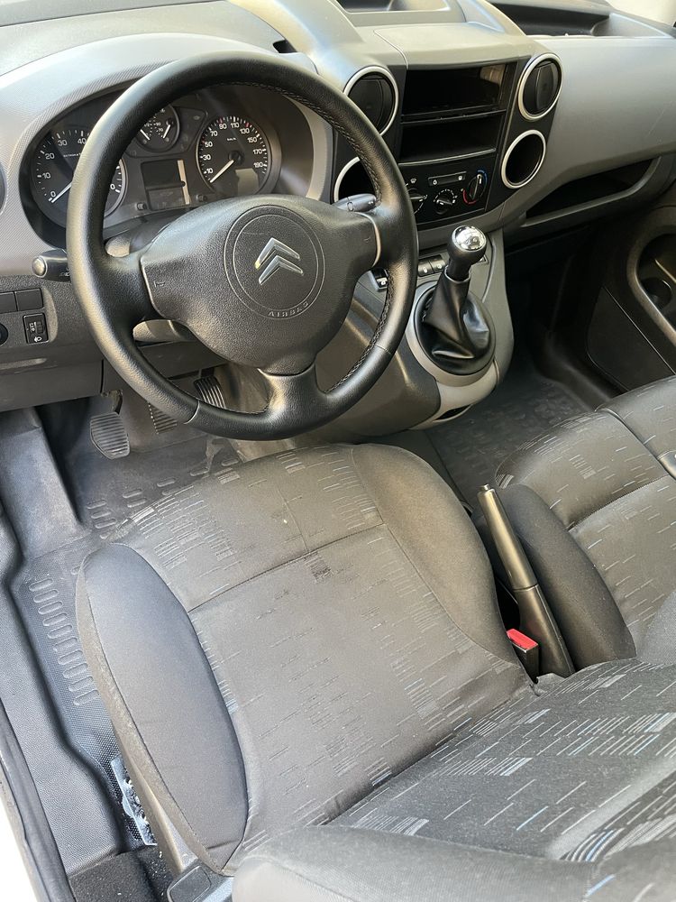 Citroen Berlingo 1.6 Hdi 3 lugares Isotermica