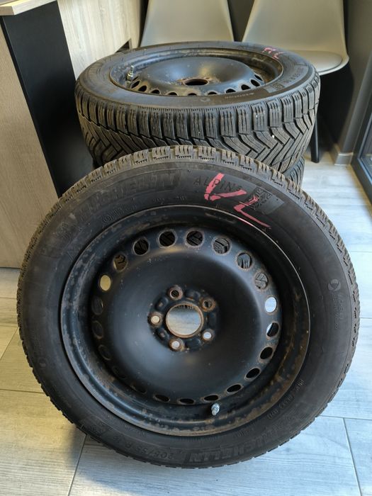 Koła zimowe 16" Ford. 5x108. Michelin