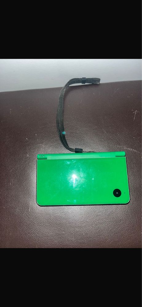 Nintendo dsi  xl