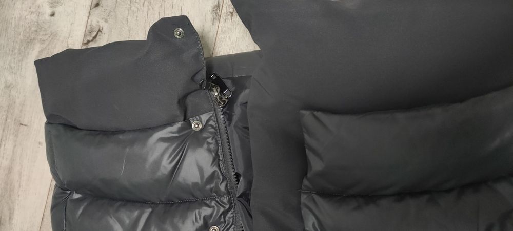 Зимовий пуховик з натуральним хутром