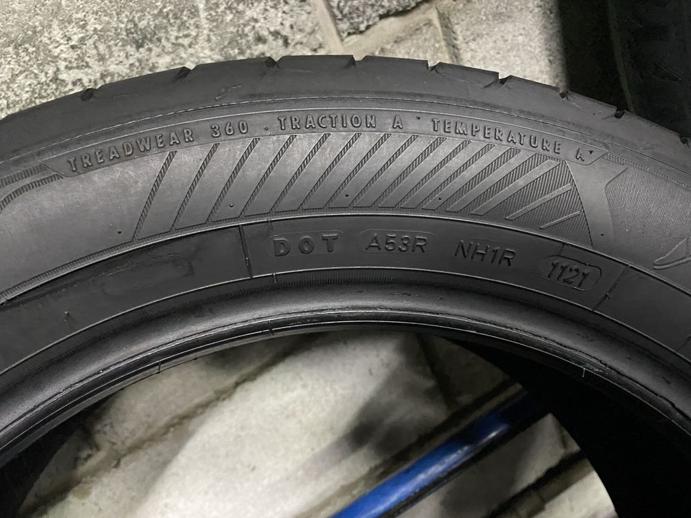 Літні шини 215/55 R17 GOOD YEAR