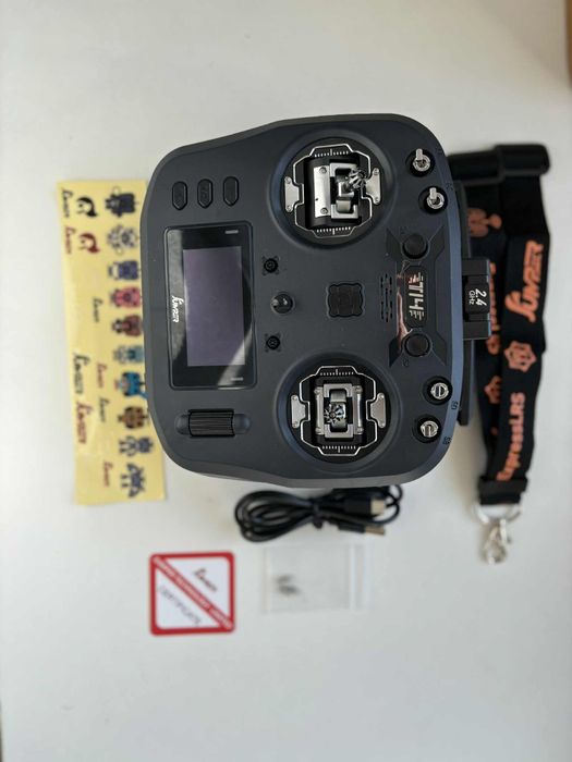 Nadajnik RC 2.4 GHz do dronów