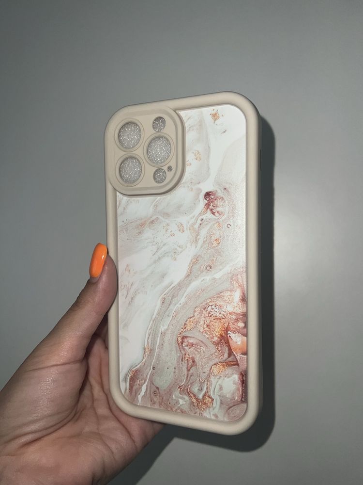 Etui na iPhone 13 pro max
