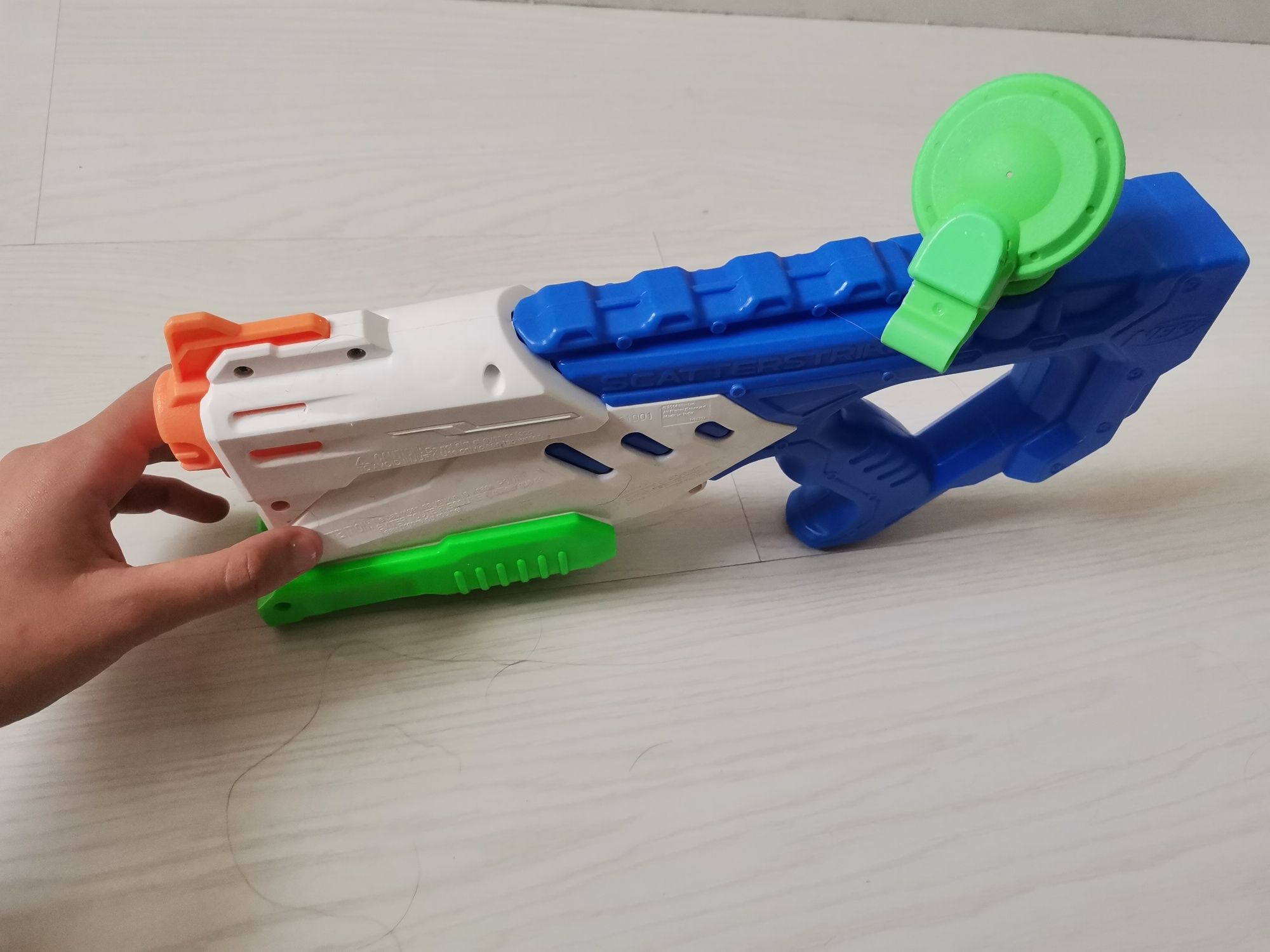 Pistola de água Nerf Super Soaker scatterstike